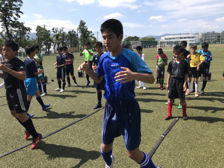 リズムトレーニング講習会② 報徳学園中学校サッカー部 リズムトレーニング講習会② 報徳学園中学校サッカー部